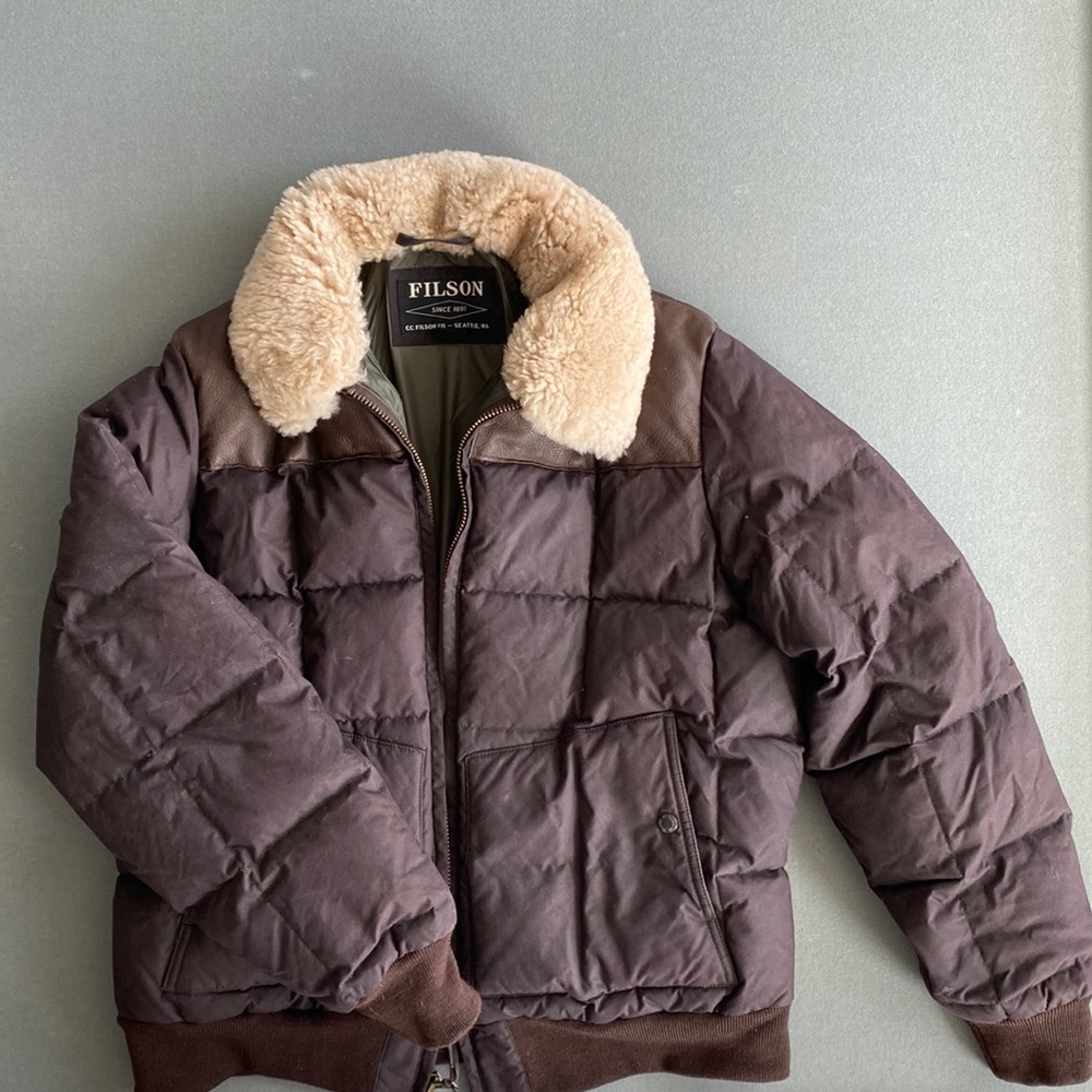 Filson Bomber with down filling, and sheep collar in XL